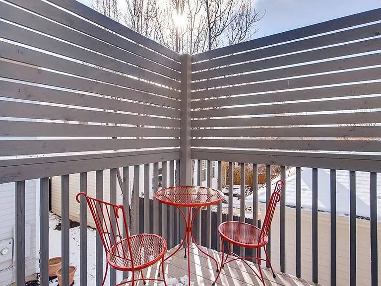 2375 N Yosemite St — Photo 4