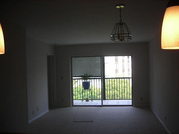 5th image of 2228 N Cypress Bend Dr APT 401