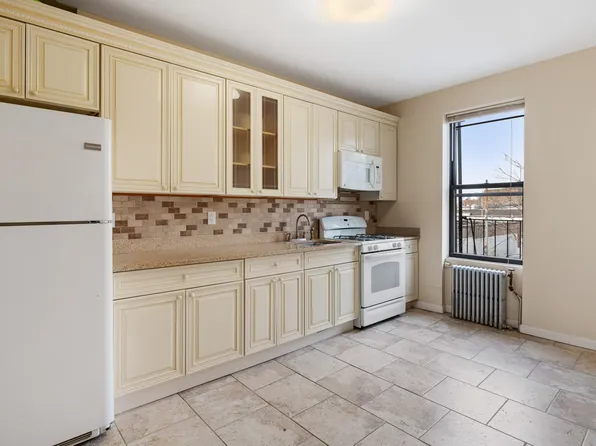 211 29th Street image 10 of 26