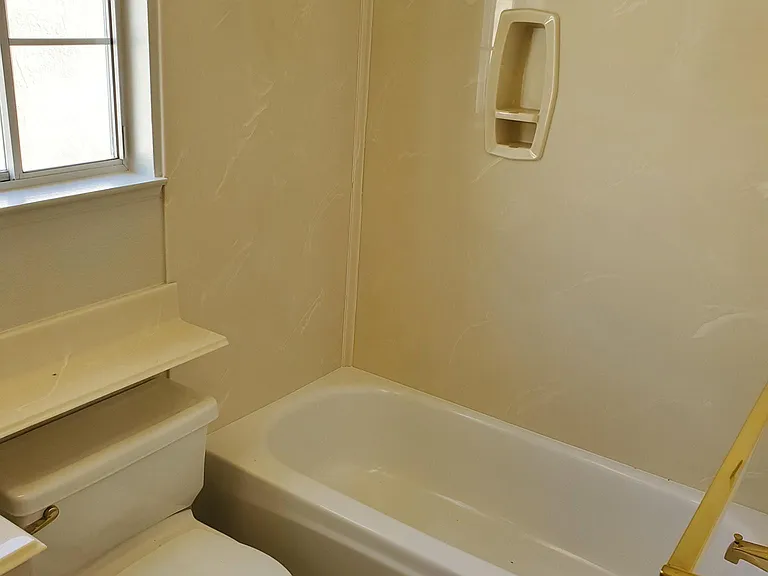 upstairs bathroom, shower