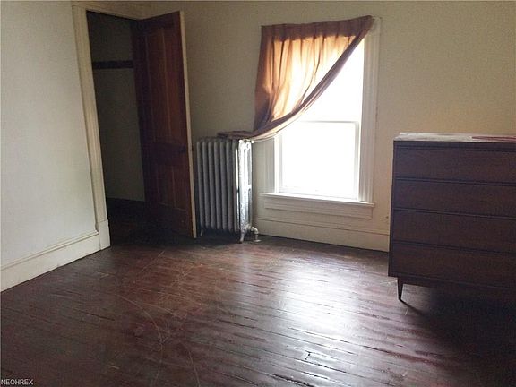2nd image of 245 Hamilton Ave