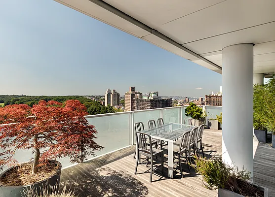 Sold by Compass | media 10