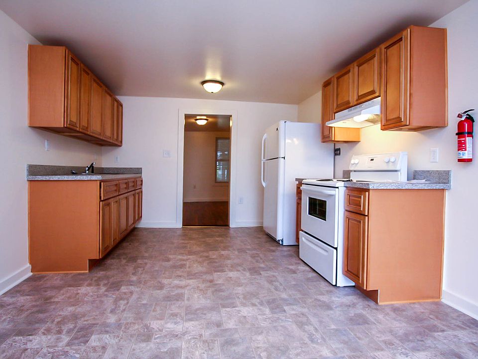 1st image of 729 Winchester Ave #10643525
