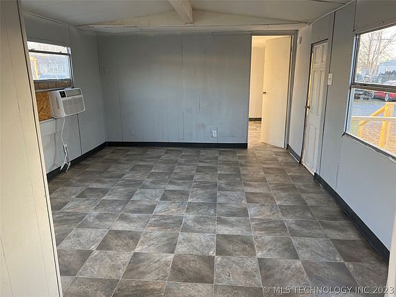 3rd image of 19028 E 840th Rd Lot 11