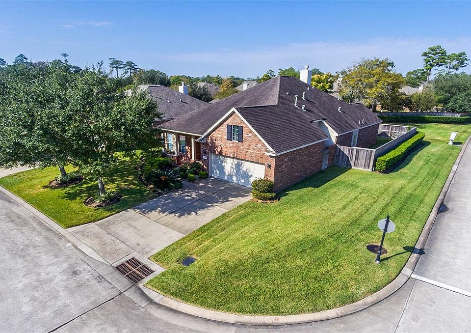 1st image of 2424 Ameno Dr
