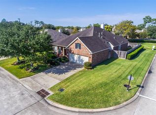 2424 Ameno Dr, Pearland, TX 77581