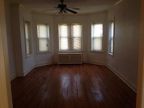 3rd image of 10240 S Eberhart Ave