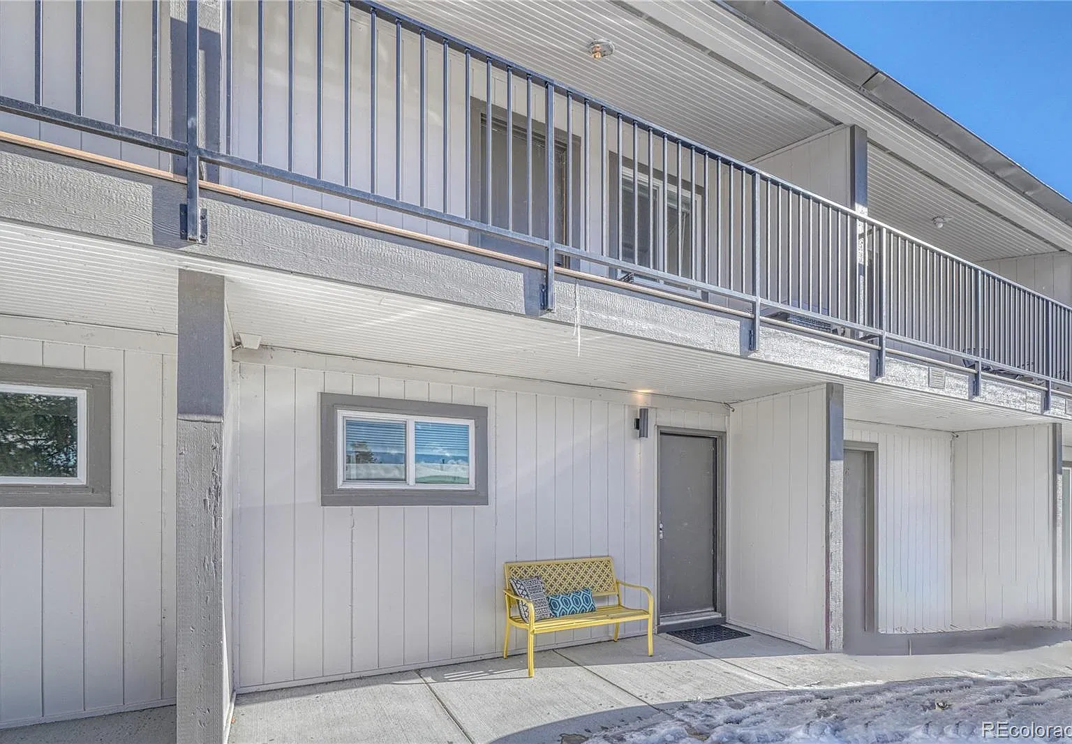 2 bed, 1.0 bath, 930 sqft, $2,500 — Photo 2
