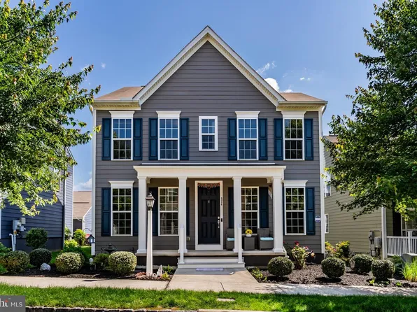 524 Shaw St, Mechanicsburg, PA 17050