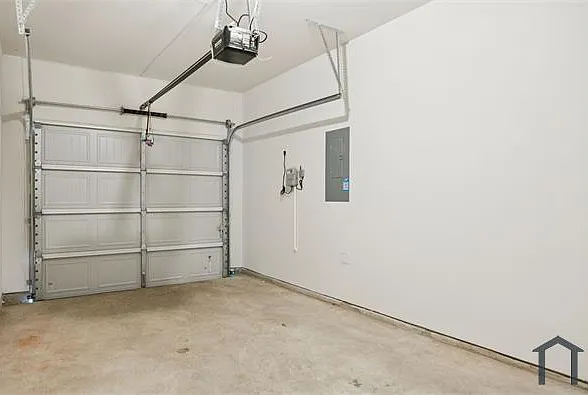 323 Clematis St — Photo 14