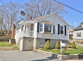 10 Winnegance Ave, Peabody, MA 01960