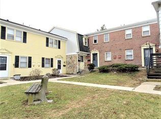 680 Broad St APT B, Akron, PA 17501