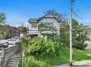 112 Bausman St, Pittsburgh, PA 15210