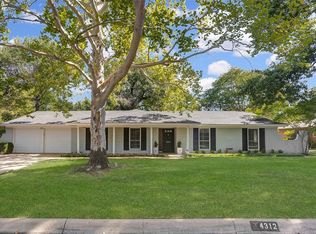 4312 Selkirk Dr W, Fort Worth, TX 76109