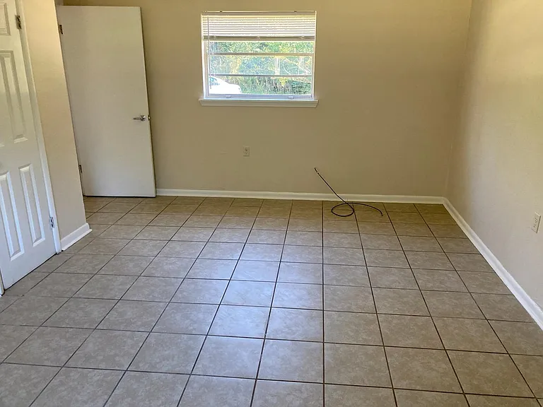 5128 Mulat Rd #7 — Photo 4