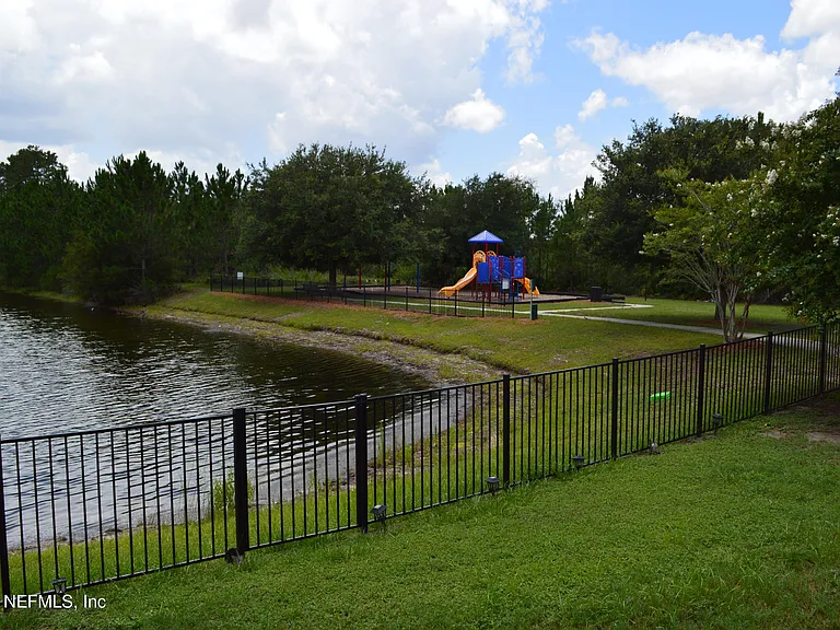 4559 Plantation Oaks Blvd — Photo 11