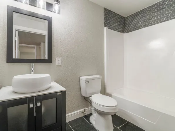 Wright Property Group-White Oaks Apartments