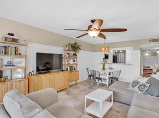 9330 Lagoon Pl APT 209, Davie, FL 33324