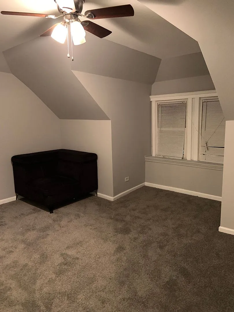 7147 S Princeton Ave — Photo 3