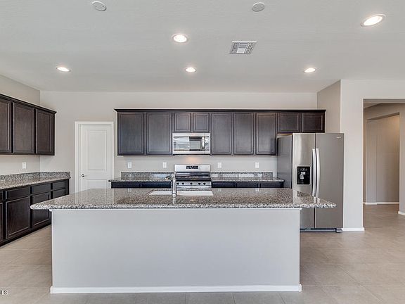 5th image of 22529 E Via Las Brisas