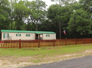 295 Pine Dr, Bronson, FL 32621