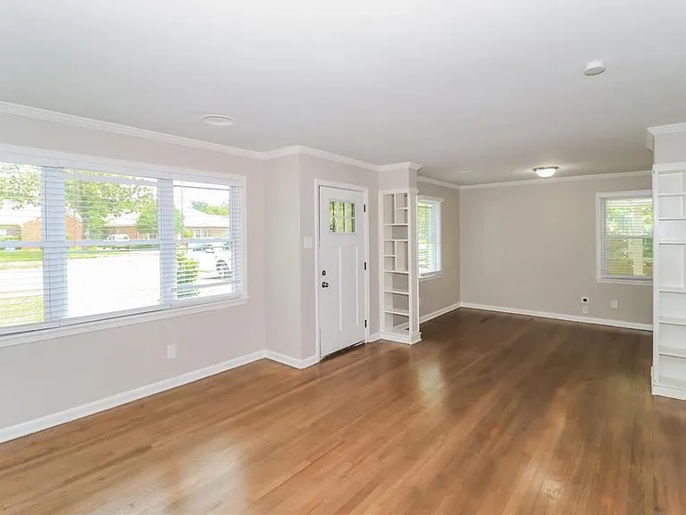 5113 Helene Rd — Photo 4
