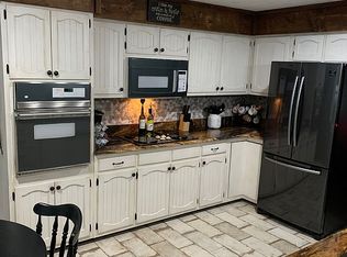 702 Circle Dr, Loudon, TN 37774