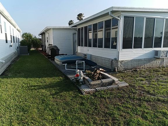 4th image of 1632 Deverly Dr #810