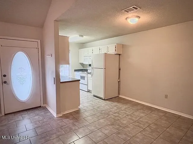 1710 James Buchanan Dr — Photo 8