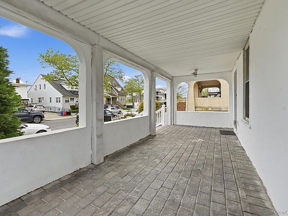 5th image of 67 E Fulton Street