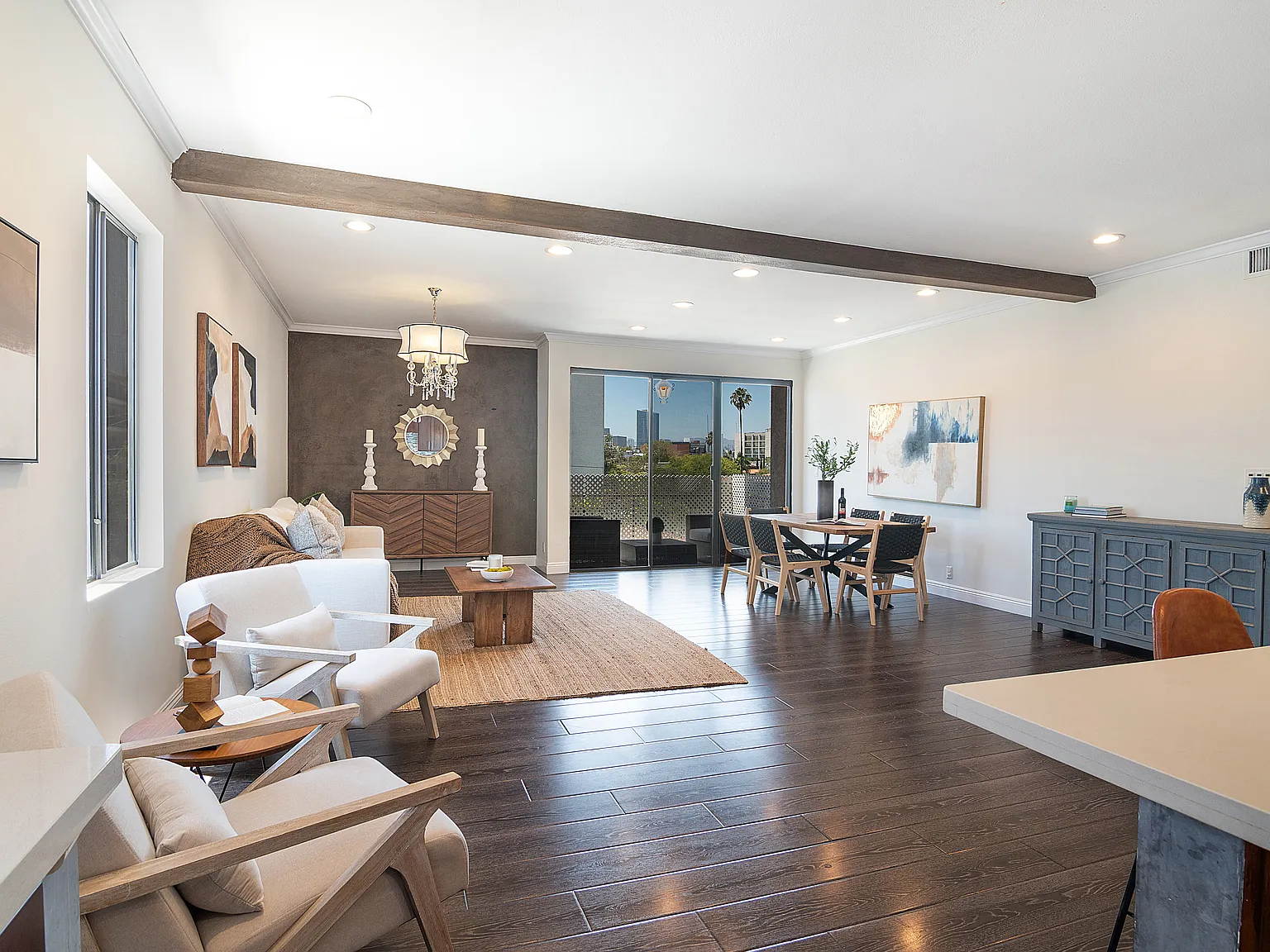 2 bed, 1486 sqft, $4,395 — Photo 3
