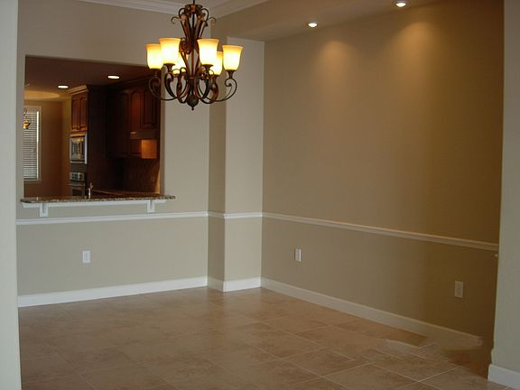 5th image of 8743 The Esplanade APT 27