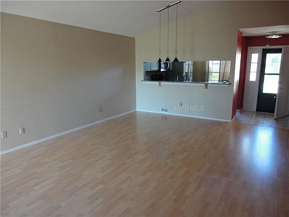 5th image of 7878 Copperfield Ct