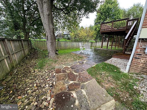 4th image of 2204 Leeland Dr