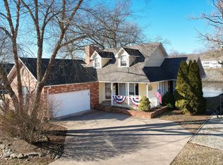 582 Foggy River Rd, Hollister, MO 65672