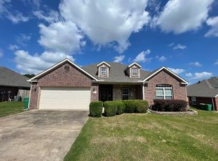 540 McKissic Spring Rd, Centerton, AR 72719