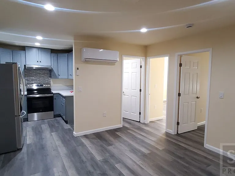1102A W Hermosa Dr — Photo 1
