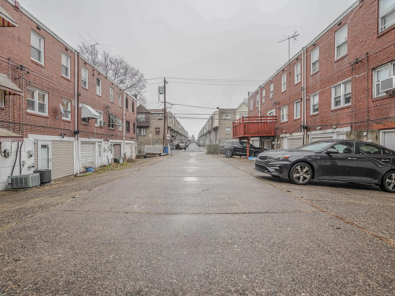 4011 Stirling St — Photo 4