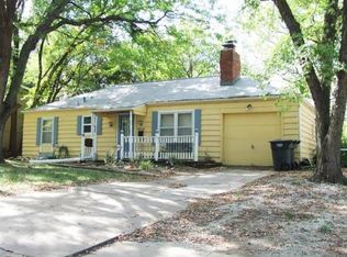 3713 SW Twilight Dr, Topeka, KS 66614