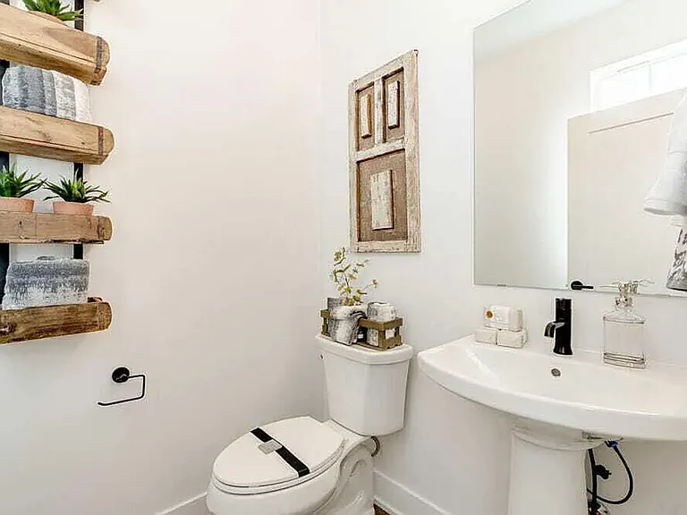 3062 NE Terreo Pl #3 — Photo 11