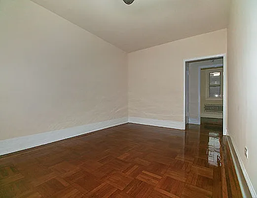 Rented by SW Queens Mezzanine | media 19