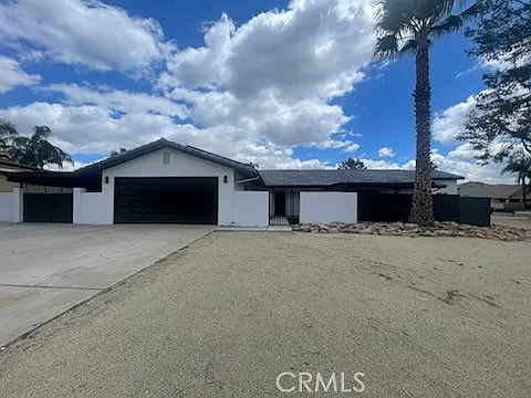 30230 Swan Point Dr