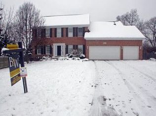 2111 Debbie Ct, Naperville, IL 60565