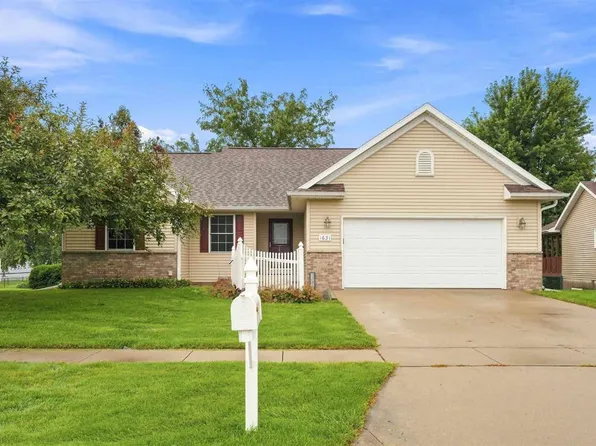 1631 Wetherby Dr, Iowa City, IA 52240