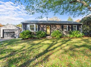 101 Conanicus Rd, Narragansett, RI 02882