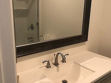 5th image of 18620 Hatteras St Unit 250
