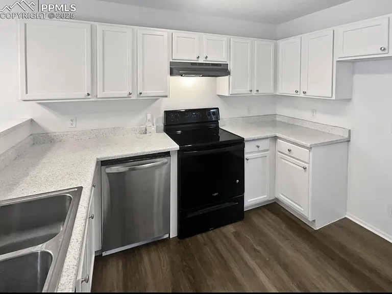 4785 Live Oak Dr — Photo 4