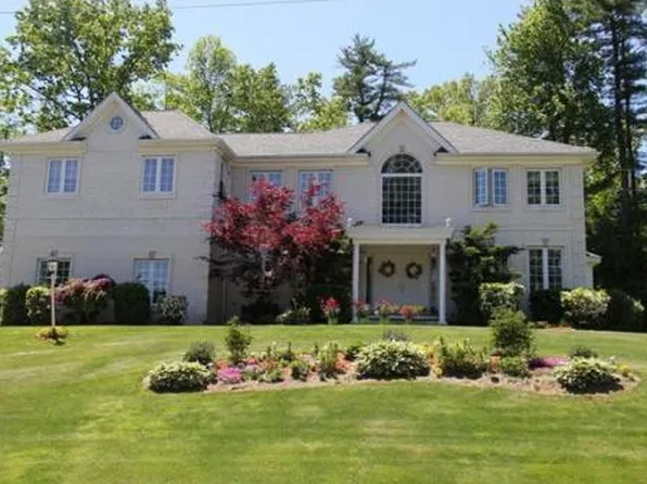 9 Rosecliff Dr, Nashua, NH 03062