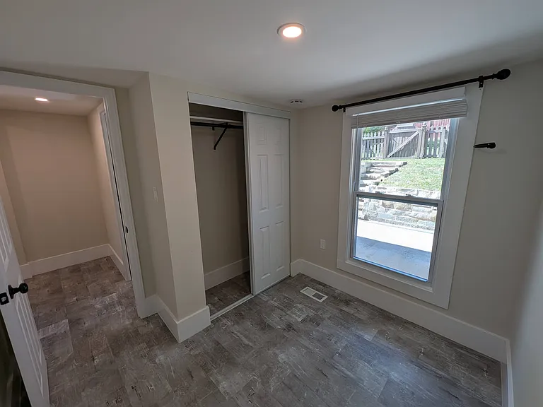 30 Woodrow Ave — Photo 15