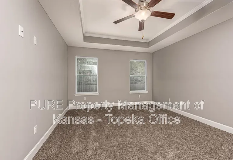 4766 Lakecrest Dr — Photo 10